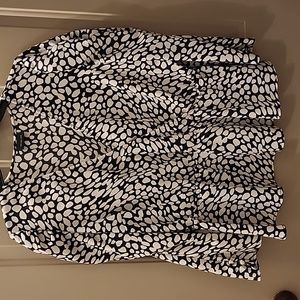 Who What Where puff mid sleeve women's blouse. XL